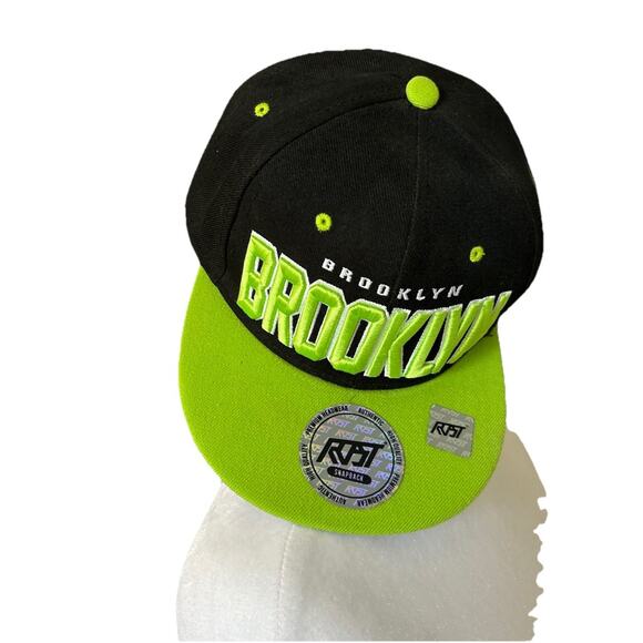 90s Brooklyn Hat Green Embroidered Flat Brim Artsy Bold Vintage Skate Grunge Y2K - Picture 3 of 8
